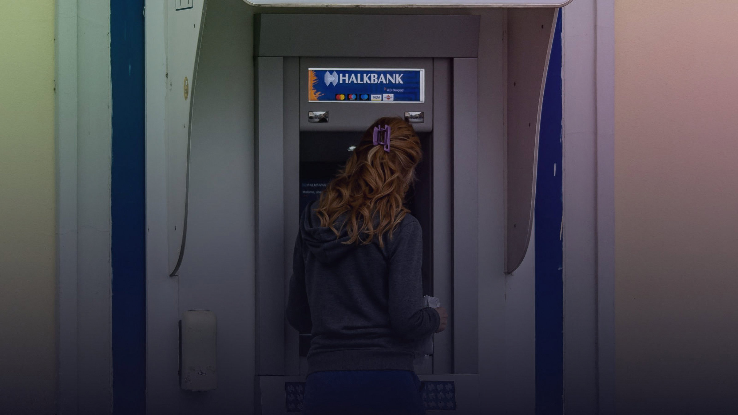 Illustrative image for: mobile banking atm integration.